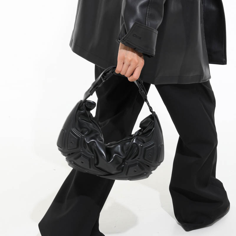 Dark Trendy Half Moon Shaped H - Women Bags 2026 Trends ulasan dan harga