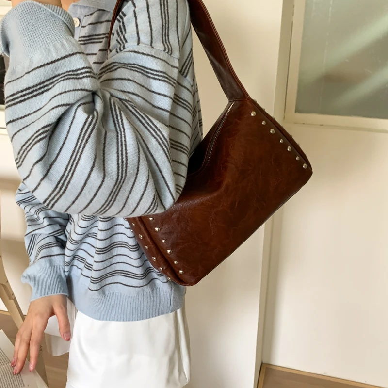 Original Design Rivet Soft Lea - Women Bags 2026 Trends ulasan dan harga